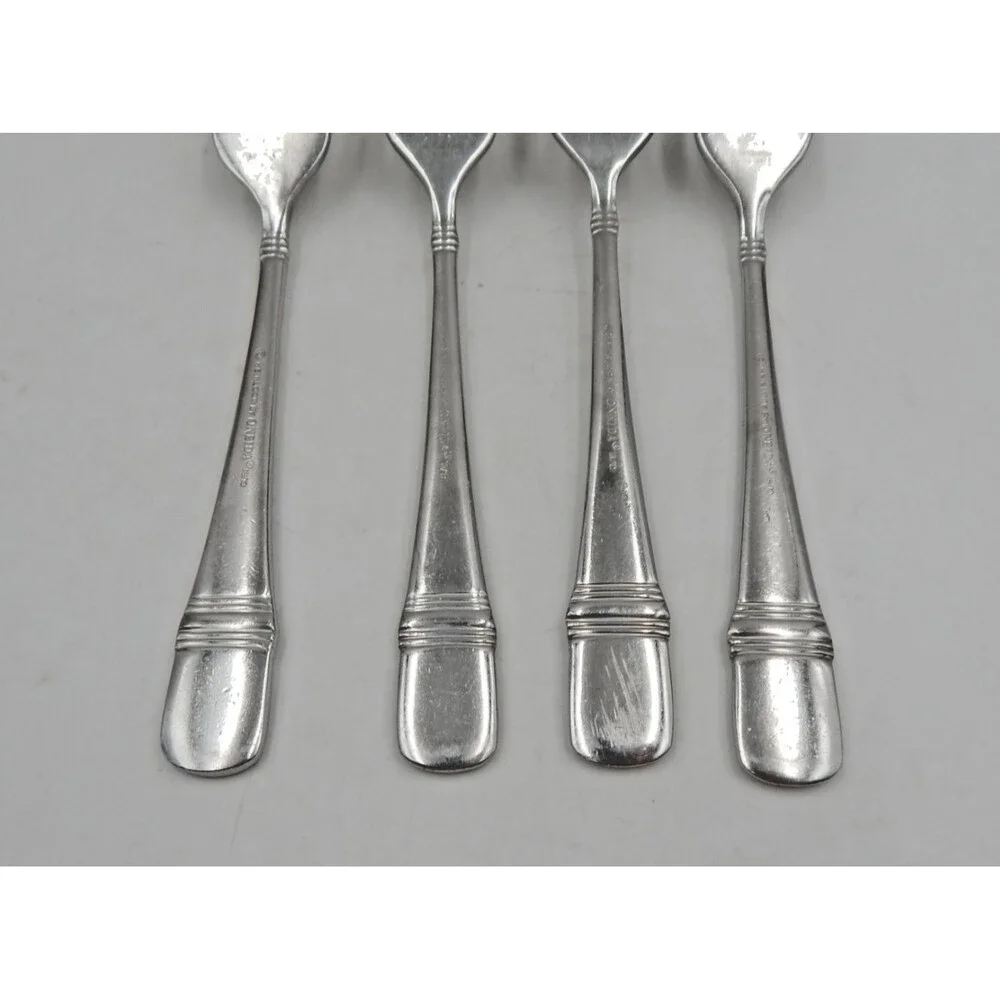 Oneida ASTRAGAL Heirloom 18/10 Stainless Dinner Fork 7 1/2